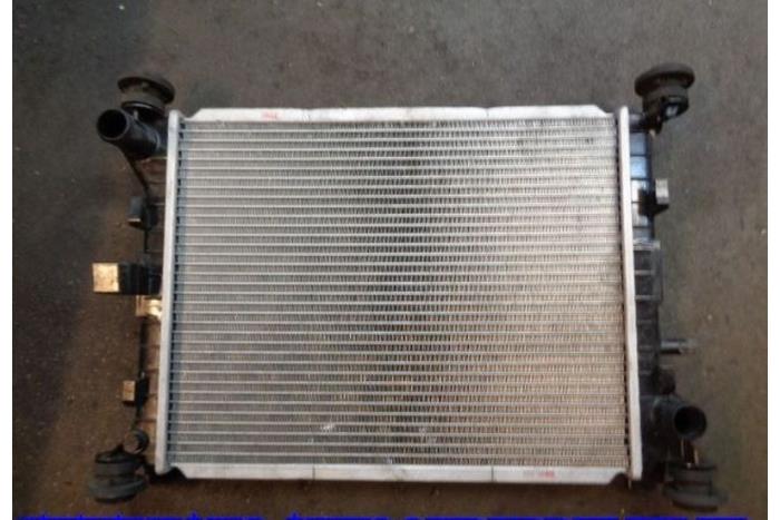 Gebruikte Radiateur Ford Focus 1 1.6 16V Prijs € 25,00 Margeregeling aangeboden door Hans Auto Onderdelen