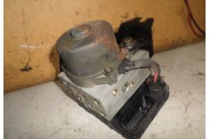 Gebruikte ABS Pomp Honda HR-V (GH) 1.6 16V 4x2 Prijs € 30,00 Margeregeling aangeboden door Hans Auto Onderdelen