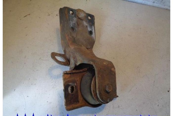 Motorsteun van een Daewoo Matiz 0.8 S,SE 2000