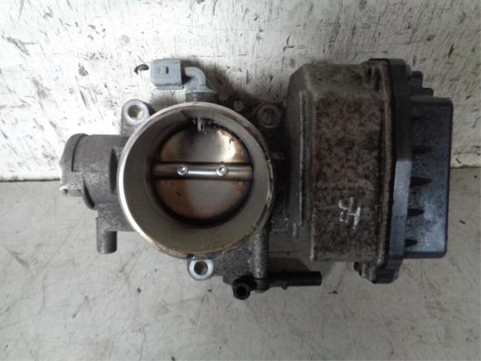 Gebruikte Gasklephuis Citroen Xsara Picasso (CH) 1.8 16V Prijs € 15,00 Margeregeling aangeboden door Hans Auto Onderdelen