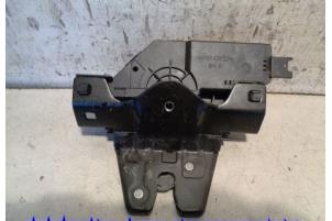 Gebruikte Achterslot Cilinder BMW 1 serie (E87/87N) 118i 16V Prijs € 7,20 Margeregeling aangeboden door Hans Auto Onderdelen