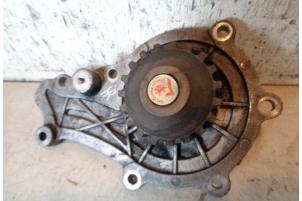Gebruikte Waterpomp Ford Focus 2 Wagon 1.6 TDCi 16V 110 Prijs € 15,00 Margeregeling aangeboden door Hans Auto Onderdelen