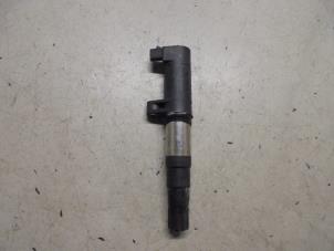 Gebruikte Bobine Renault Clio III (BR/CR) 1.4 16V Prijs € 12,00 Margeregeling aangeboden door Hans Auto Onderdelen