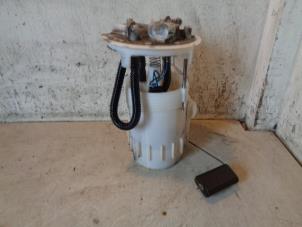 Gebruikte Tank element Pomp Renault Trafic New (FL) 1.9 dCi 82 16V Prijs € 30,00 Margeregeling aangeboden door Hans Auto Onderdelen