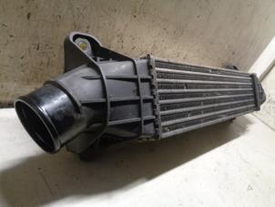 Gebruikte Intercooler Ford Mondeo III Wagon 2.0 TDCi 115 16V Prijs € 15,00 Margeregeling aangeboden door Hans Auto Onderdelen