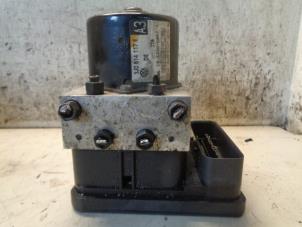 Gebruikte ABS Pomp Seat Leon (1M1) 1.6 16V Prijs € 30,00 Margeregeling aangeboden door Hans Auto Onderdelen