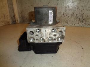 Gebruikte ABS Pomp Ford Mondeo IV 2.0 16V Prijs € 18,00 Margeregeling aangeboden door Hans Auto Onderdelen