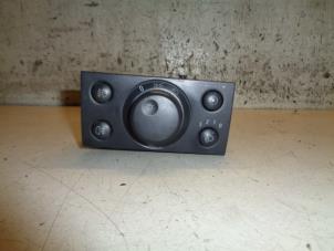 Gebruikte Licht Schakelaar Opel Meriva 1.4 16V Twinport Prijs € 12,00 Margeregeling aangeboden door Hans Auto Onderdelen