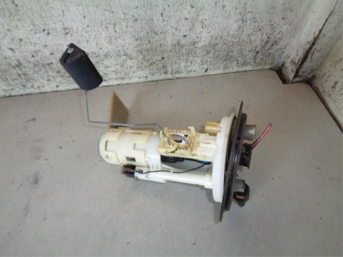 Gebruikte Tank element Pomp Daihatsu Cuore (L251/271/276) 1.0 12V DVVT Prijs € 20,00 Margeregeling aangeboden door Hans Auto Onderdelen