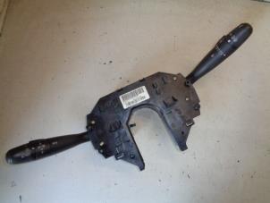 Gebruikte Licht + Raw Schakelaar Citroen C4 Berline (LC) 1.6 HDi 16V 110 Prijs € 30,00 Margeregeling aangeboden door Hans Auto Onderdelen