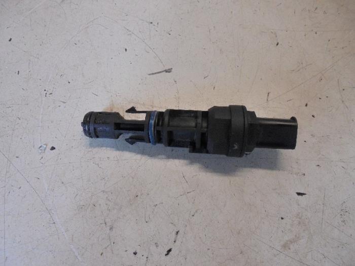 Gebruikte Snelheid Sensor Renault Clio II (BB/CB) 1.2 Prijs € 15,00 Margeregeling aangeboden door Hans Auto Onderdelen