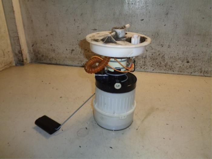Gebruikte Tank element Pomp Ford C-Max Prijs € 25,00 Margeregeling aangeboden door Hans Auto Onderdelen