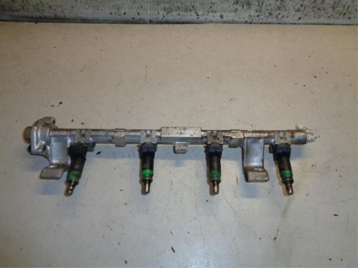 Gebruikte Common rail (Injectie) Ford C-Max Prijs € 30,00 Margeregeling aangeboden door Hans Auto Onderdelen