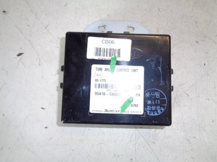 Gebruikte Boordcomputer Hyundai i10 (F5) 1.1i 12V Prijs € 25,00 Margeregeling aangeboden door Hans Auto Onderdelen