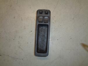 Gebruikte Ruit schakelaar elektrisch Volvo V40 (VW) 1.8 16V Prijs € 9,00 Margeregeling aangeboden door Hans Auto Onderdelen