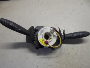 Gebruikte Licht + Raw Schakelaar Ford Ka II 1.2 Prijs € 20,00 Margeregeling aangeboden door Hans Auto Onderdelen