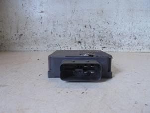 Gebruikte Spanning Stabilisator Volkswagen Up! (121) 1.0 12V 60 Prijs € 20,00 Margeregeling aangeboden door Hans Auto Onderdelen