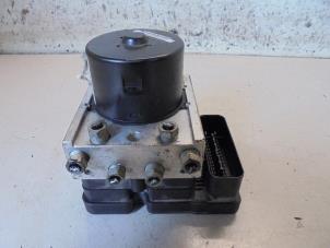 Gebruikte ABS Pomp Ford Focus 2 Wagon 1.6 16V Prijs € 20,00 Margeregeling aangeboden door Hans Auto Onderdelen