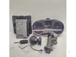 Gebruikte Slotenset Seat Ibiza IV SC (6J1) 1.2 12V Prijs € 125,00 Margeregeling aangeboden door Hans Auto Onderdelen