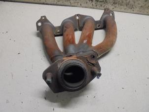 Gebruikte Uitlaatspruitstuk Renault Clio III (BR/CR) 1.2 16V 75 Prijs € 40,00 Margeregeling aangeboden door Hans Auto Onderdelen