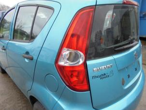 Gebruikte Achterlicht links Suzuki Splash 1.0 12V Prijs € 40,00 Margeregeling aangeboden door Hans Auto Onderdelen