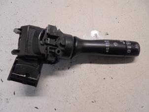 Gebruikte Ruitenwis Schakelaar Peugeot 107 1.0 12V Prijs € 20,00 Margeregeling aangeboden door Hans Auto Onderdelen