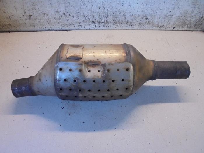 Gebruikte Roetfilter Audi A3 (8P1) 1.9 TDI Prijs € 150,00 Margeregeling aangeboden door Hans Auto Onderdelen