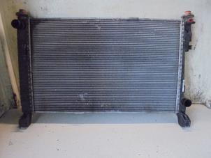 Gebruikte Radiateur Mercedes A (W169) 2.0 A-180 CDI 16V 3-Drs. Prijs € 45,00 Margeregeling aangeboden door Hans Auto Onderdelen