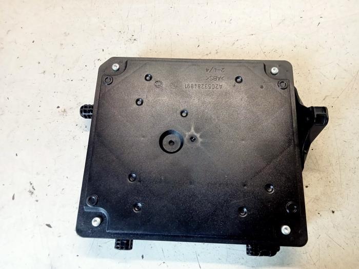 Gebruikte Bodycontrol Module Renault Megane III Berline (BZ) 1.6 16V Prijs € 40,00 Margeregeling aangeboden door Hans Auto Onderdelen