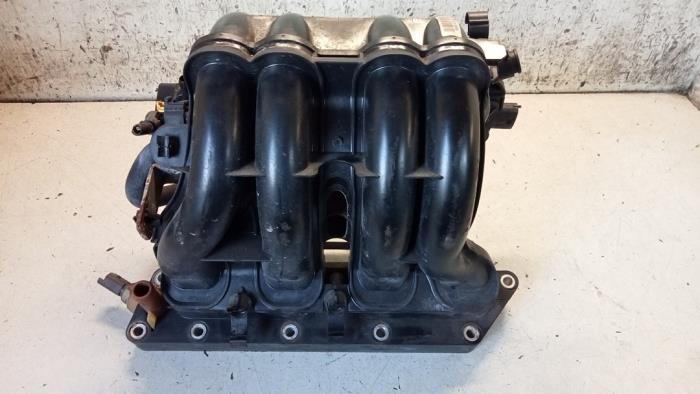 Gebruikte Spruitstuk Inlaat Fiat Idea (350AX) 1.4 16V Prijs € 70,00 Margeregeling aangeboden door Hans Auto Onderdelen