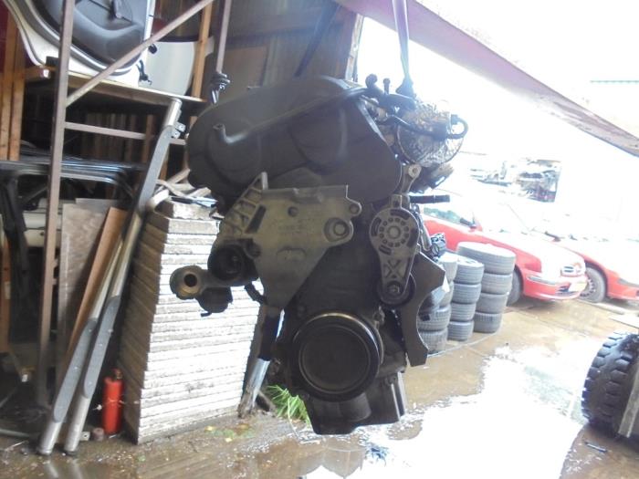 Gebruikte Motor Volkswagen Jetta III (1K2) 2.0 TDI 16V 140 Prijs € 400,00 Margeregeling aangeboden door Hans Auto Onderdelen