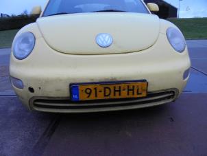 Gebruikte Bumper voor Volkswagen New Beetle (9C1/9G1) 2.0 Prijs € 75,00 Margeregeling aangeboden door Hans Auto Onderdelen