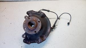 Gebruikte Fusee links-voor Suzuki Swift (ZA/ZC/ZD1/2/3/9) 1.3 VVT 16V Prijs € 25,00 Margeregeling aangeboden door Hans Auto Onderdelen
