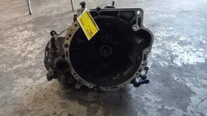 Gebruikte Versnellingsbak Mazda 2 (DE) 1.3 16V S-VT Prijs € 165,00 Margeregeling aangeboden door Hans Auto Onderdelen