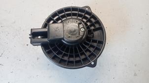 Gebruikte Kachel Ventilatiemotor Mazda 2 (DE) 1.3 16V S-VT Prijs € 25,00 Margeregeling aangeboden door Hans Auto Onderdelen