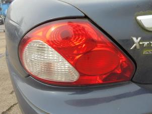 Gebruikte Achterlicht links Jaguar X-type 2.5 V6 24V Prijs € 25,00 Margeregeling aangeboden door Hans Auto Onderdelen