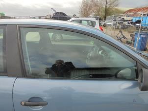 Gebruikte Portierruit 2Deurs rechts Seat Ibiza III (6L1) 1.2 12V Prijs € 25,00 Margeregeling aangeboden door Hans Auto Onderdelen