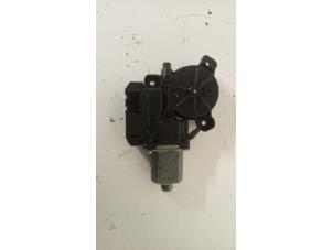 Gebruikte Motor electrisch raam Volkswagen Polo V (6R) 1.2 TDI 12V BlueMotion Prijs € 20,00 Margeregeling aangeboden door Hans Auto Onderdelen