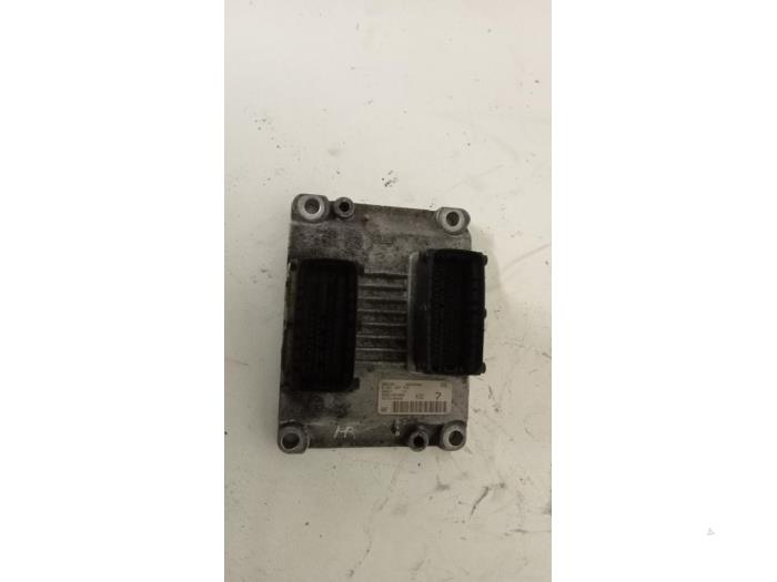 Gebruikte Computer Motormanagement Alfa Romeo 147 (937) 2.0 Twin Spark 16V Prijs € 50,00 Margeregeling aangeboden door Hans Auto Onderdelen