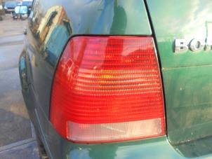 Gebruikte Achterlicht links Volkswagen Bora (1J2) 2.0 Prijs € 20,00 Margeregeling aangeboden door Hans Auto Onderdelen