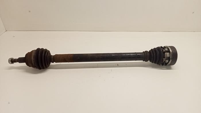 Gebruikte Steekas links-voor Volkswagen Bora (1J2) 2.0 Prijs € 30,00 Margeregeling aangeboden door Hans Auto Onderdelen