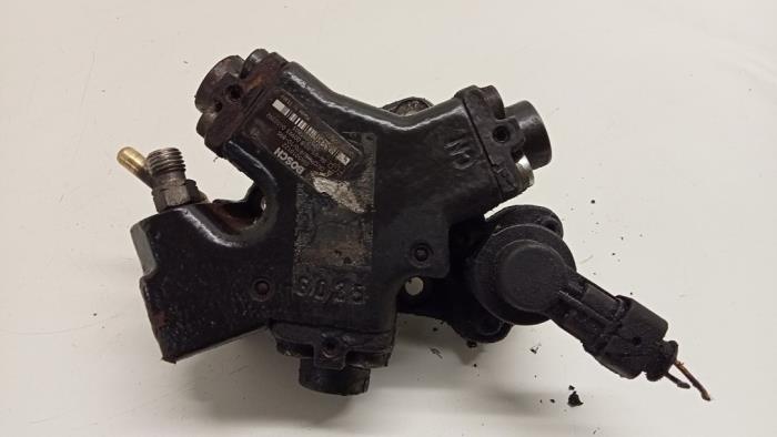 Gebruikte Brandstofpomp Mechanisch Fiat Doblo (223A/119) 1.3 JTD 16V Multijet DPF Prijs € 75,00 Margeregeling aangeboden door Hans Auto Onderdelen
