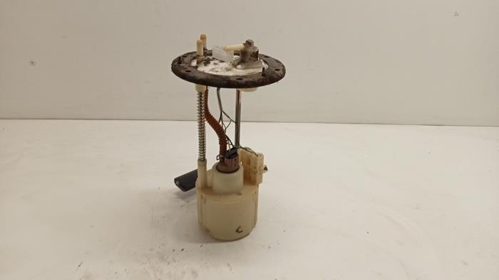Gebruikte Tank element Pomp Hyundai Atos 1.0 12V Prijs € 35,00 Margeregeling aangeboden door Hans Auto Onderdelen