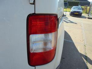 Gebruikte Achterlicht rechts Volkswagen Caddy III (2KA,2KH,2CA,2CH) 2.0 SDI Prijs € 15,00 Margeregeling aangeboden door Hans Auto Onderdelen