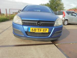 Gebruikte Bumper voor Opel Astra H SW (L35) 1.4 16V Twinport Prijs € 40,00 Margeregeling aangeboden door Hans Auto Onderdelen