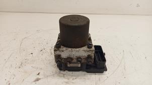 Gebruikte ABS Pomp Renault Trafic New (JL) 2.5 dCi 16V 145 Prijs € 75,00 Margeregeling aangeboden door Hans Auto Onderdelen