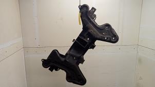 Gebruikte Subframe Peugeot 208 I (CA/CC/CK/CL) 1.0 Vti 12V PureTech Prijs € 35,00 Margeregeling aangeboden door Hans Auto Onderdelen