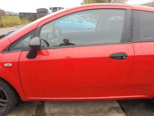 Gebruikte Deur 2Deurs links Fiat Grande Punto (199) 1.2 Prijs € 50,00 Margeregeling aangeboden door Hans Auto Onderdelen