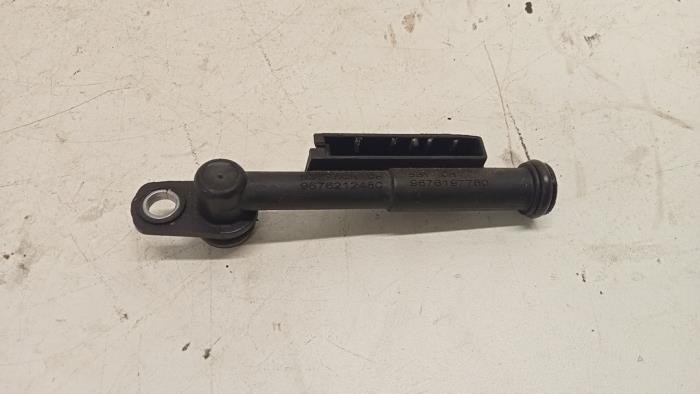 Gebruikte Carterventilatie Peugeot 208 I (CA/CC/CK/CL) 1.0 Vti 12V PureTech Prijs € 30,00 Margeregeling aangeboden door Hans Auto Onderdelen