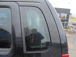 Gebruikte Ruit Extra 4Deurs links-achter Opel Agila (A) 1.2 16V Twin Port Prijs € 25,00 Margeregeling aangeboden door Hans Auto Onderdelen